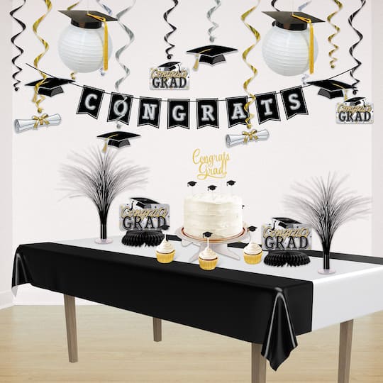Beistle 9.5" Grad Cap Paper Lanterns, 2ct.